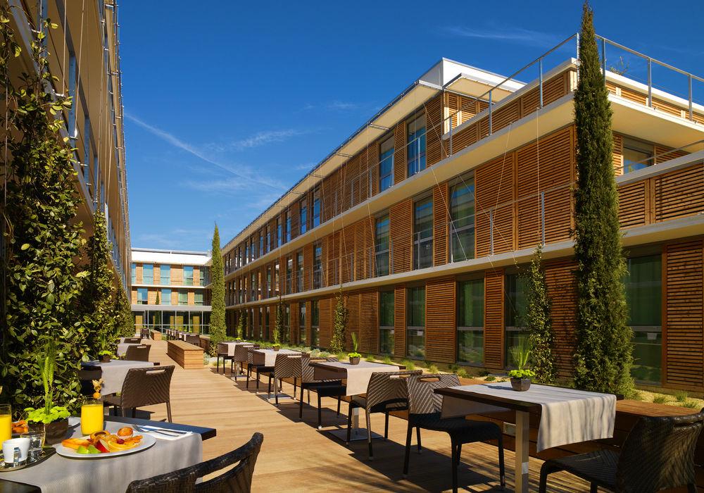 Hotel Courtyard By Marriott Montpellier Exterior foto