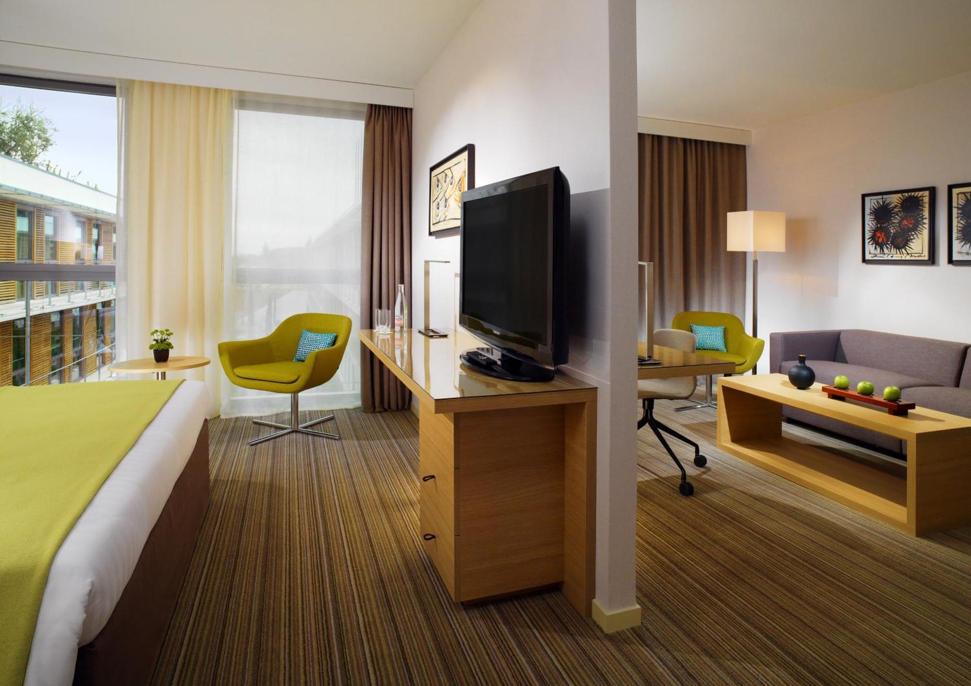 Hotel Courtyard By Marriott Montpellier Exterior foto